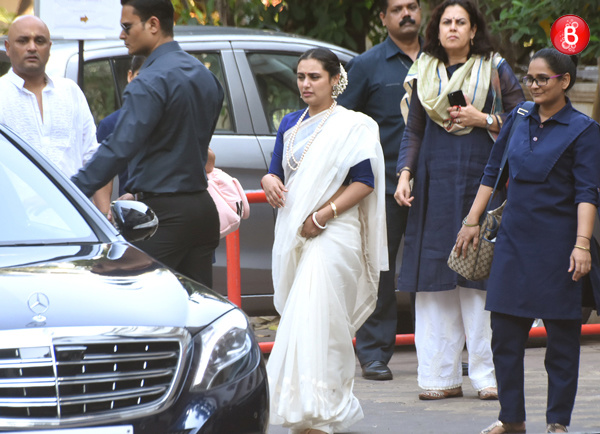 Rani Mukerji's father's pooja pictures at ISKCON temple