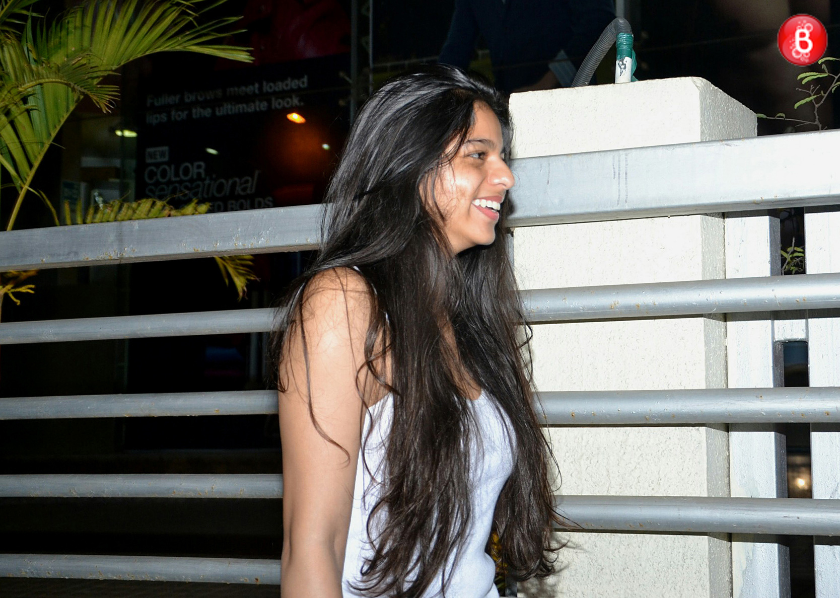 Suhana Khan is snapped along with her friends