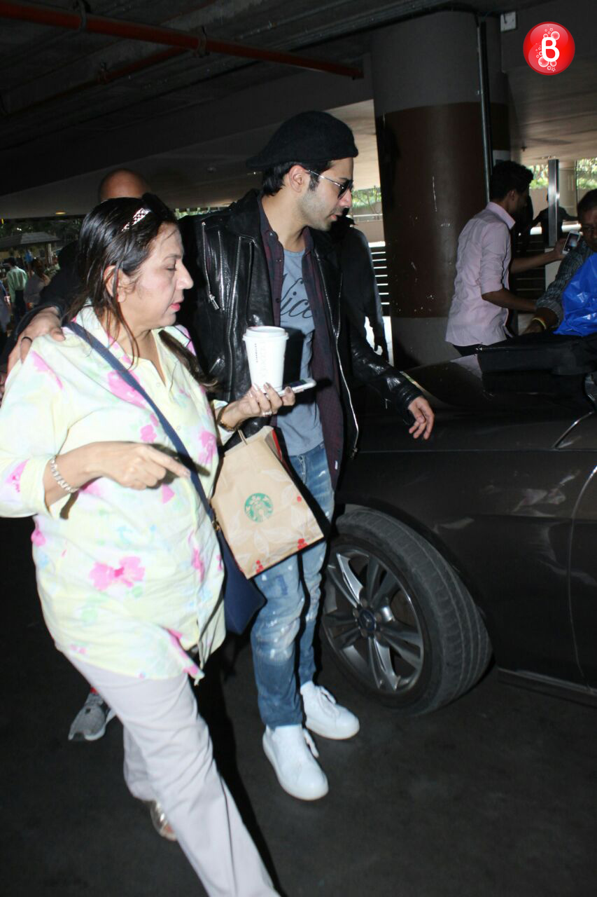 Varun Dhawan with mom