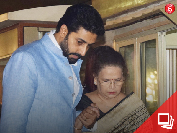 Abhishek Bachchan spotted with his family at a function 