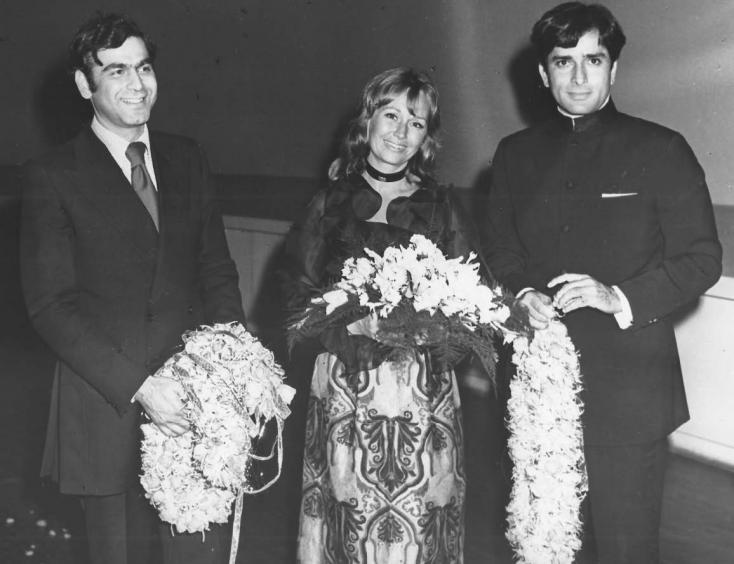 Shashi Kapoor with wife photos