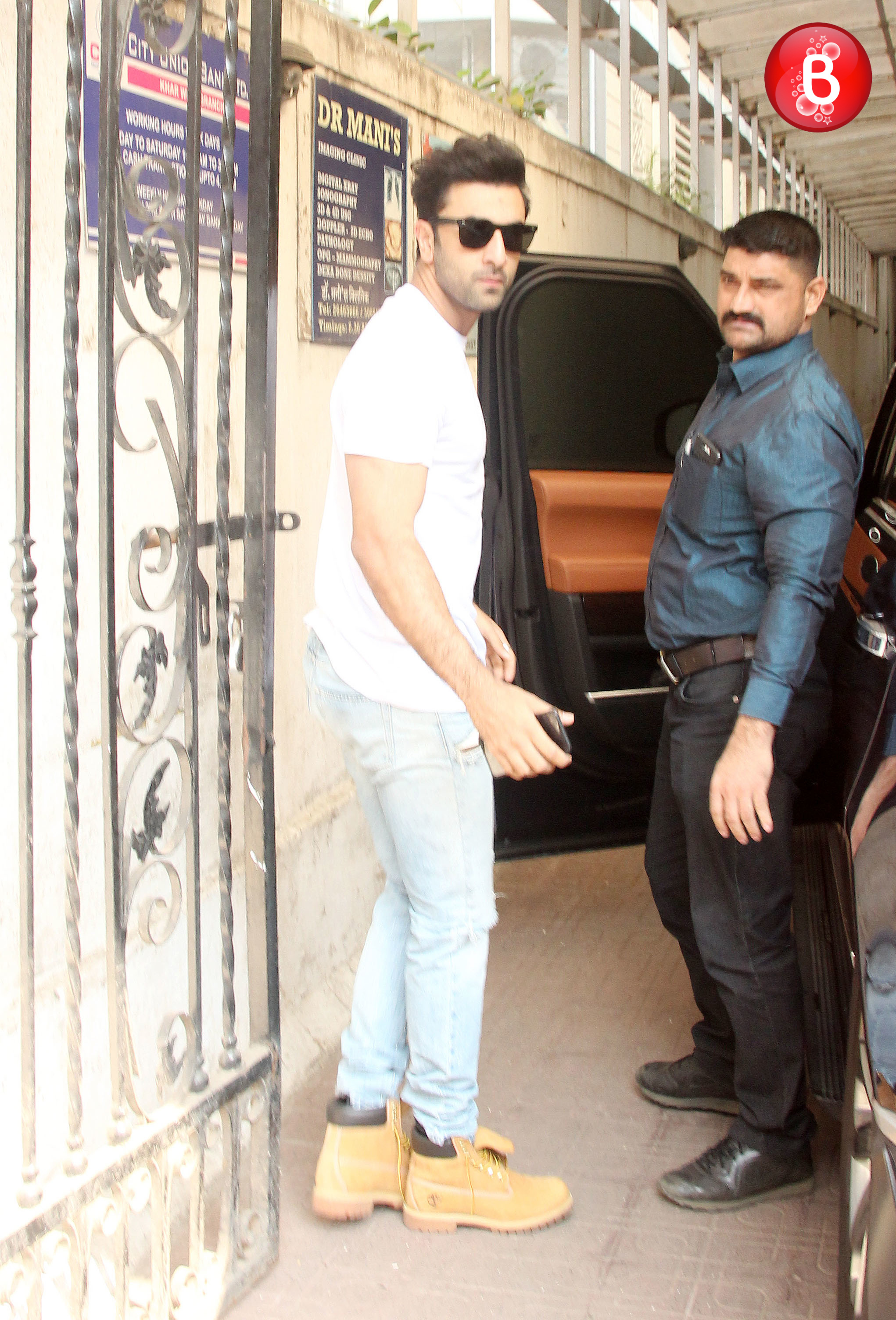 Brahmastra actor Ranbir Kapoor looks dashing in a crisp pink shirt and  denims as he is spotted in the city — view pics