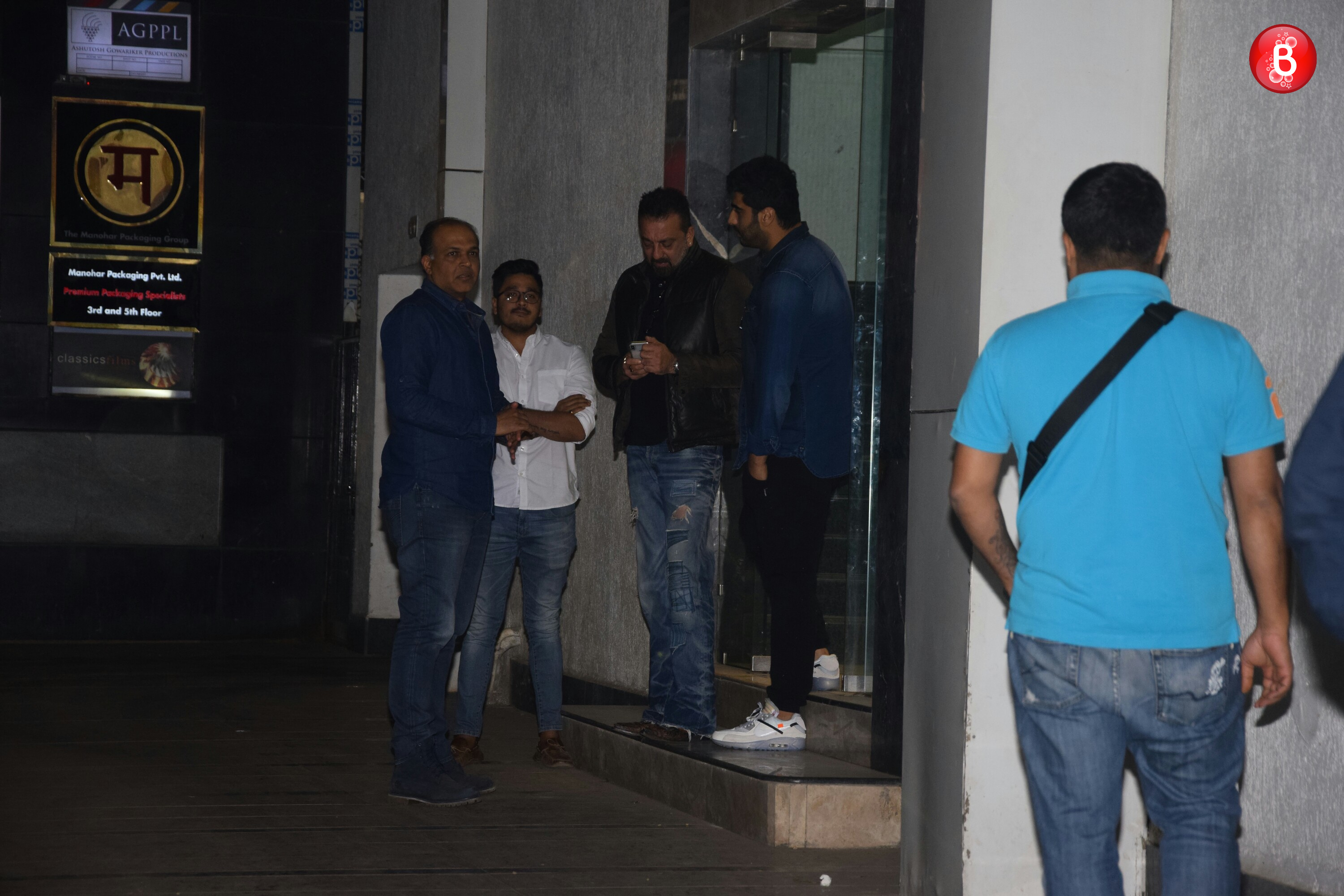 Sanjay Dutt and Arjun Kapoor clicked at Ashutosh Gowariker’s office