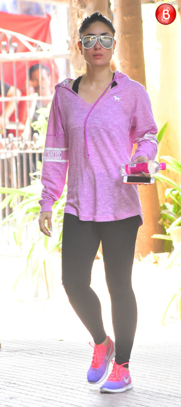 Kareena Kapoor, Malaika Arora gym workout pictures