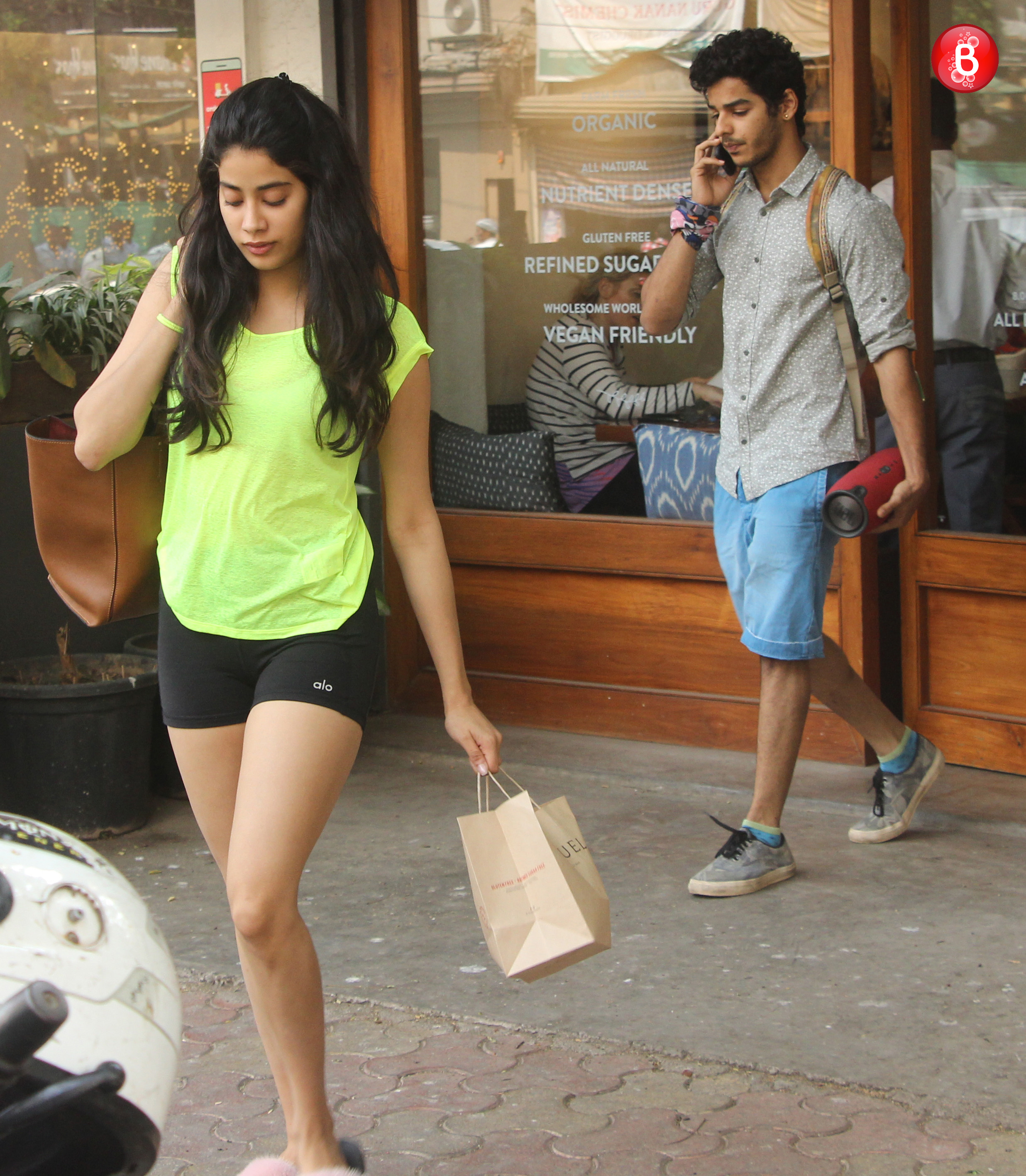 Ishaan Khatter and Janhvi Kapoor photos