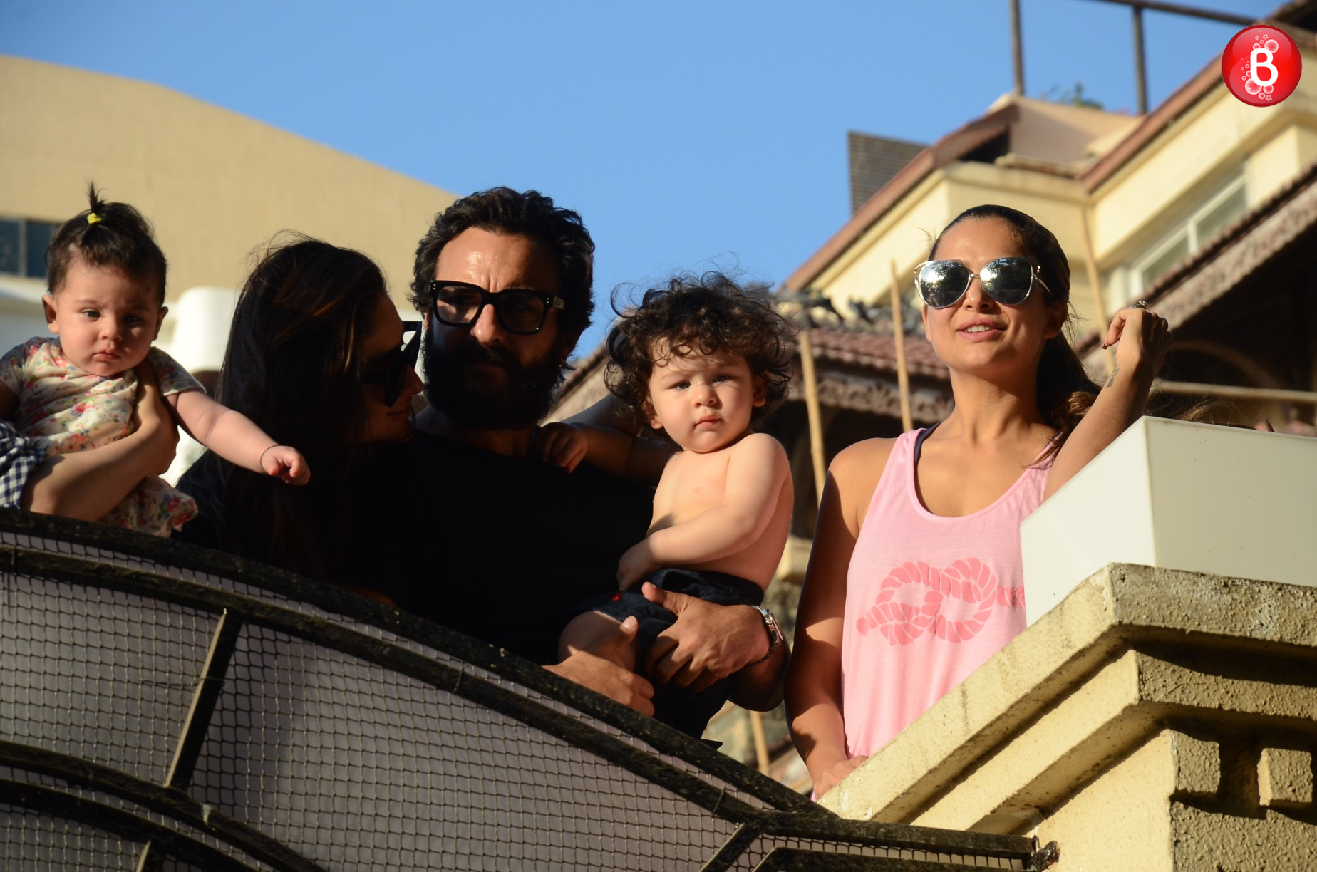 taimur and Inaaya’s pictures along with their parents