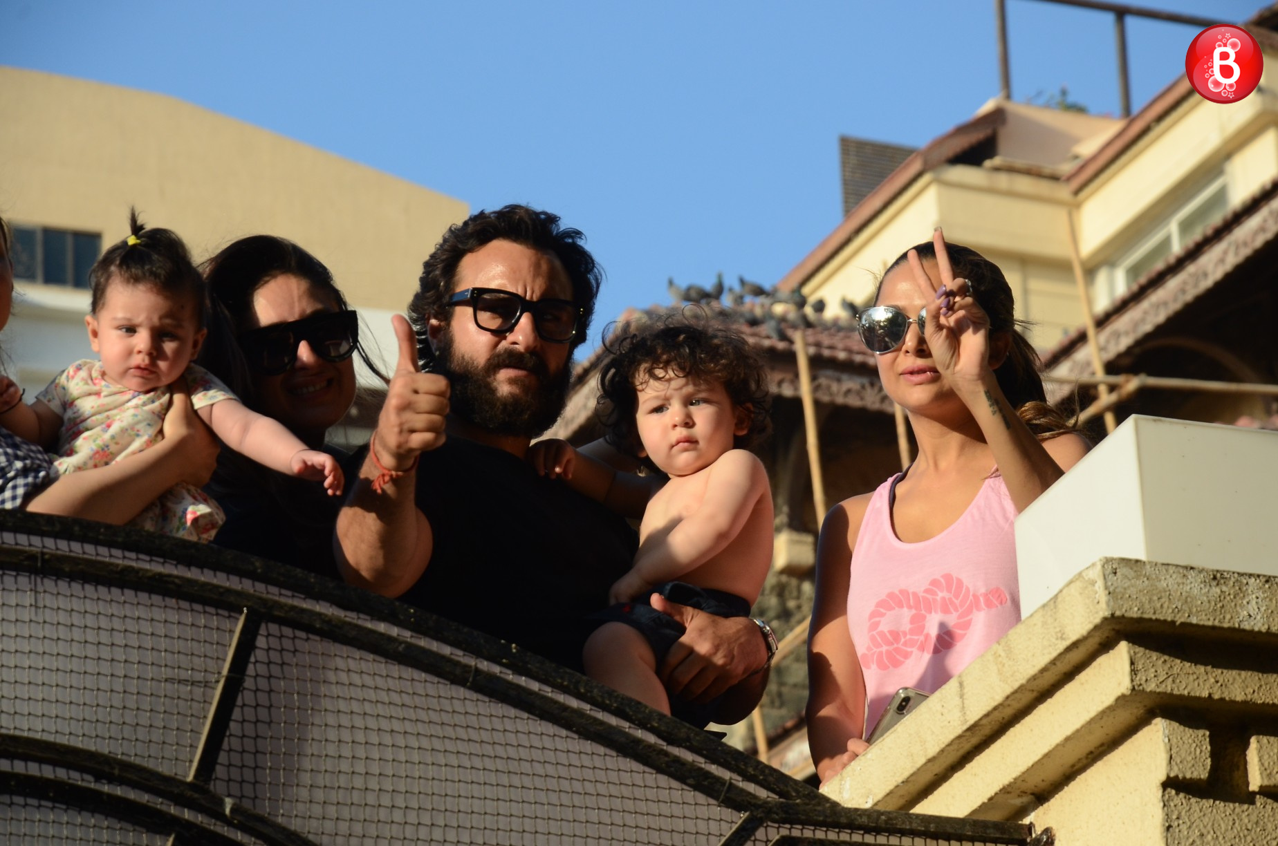 taimur and Inaaya’s pictures along with their parents