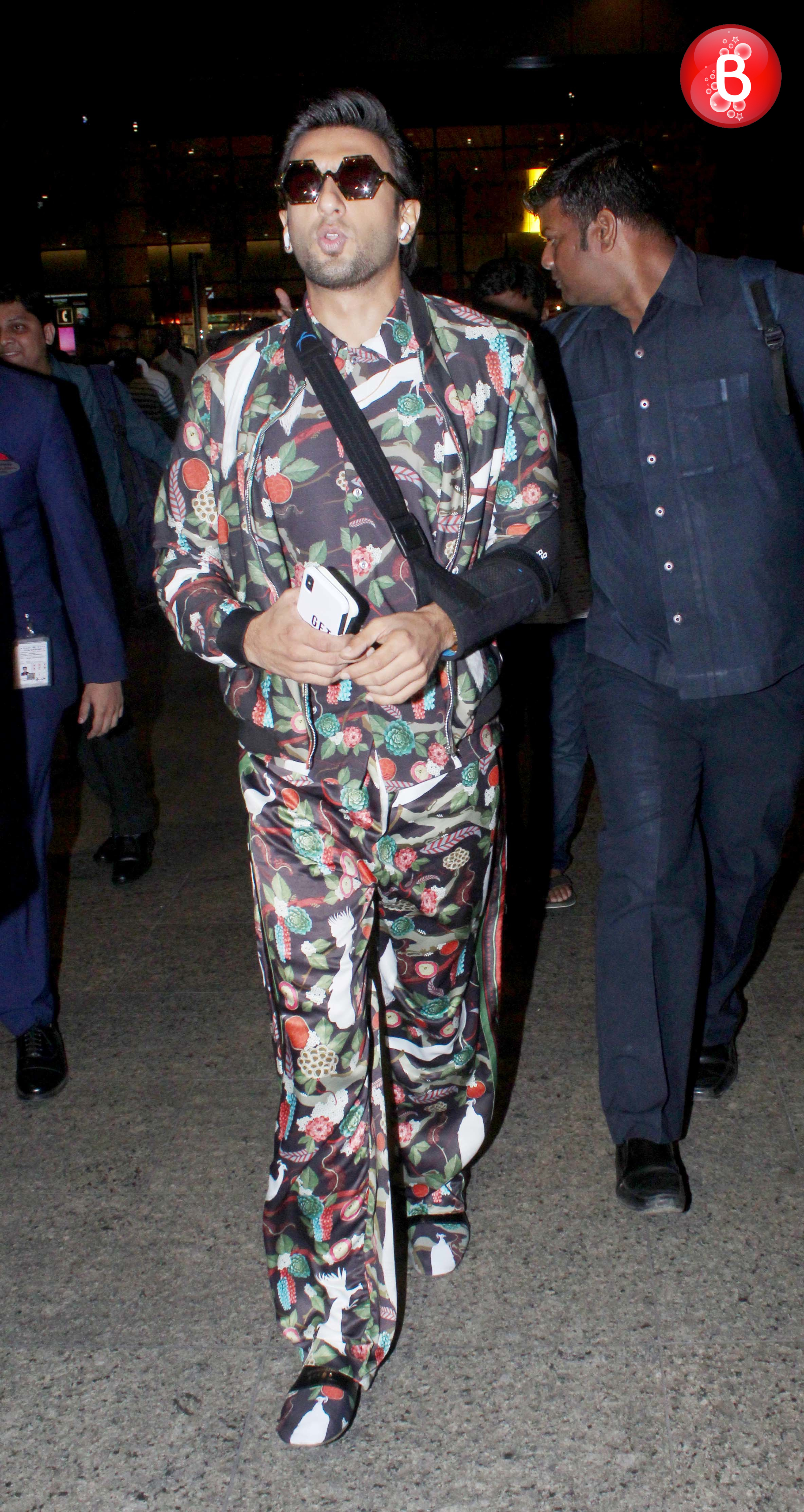 ranveer singh at airport