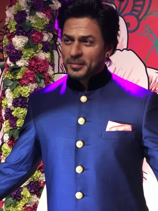 Shah Rukh Khan wax statue in Madame Tussauds Delhi Images