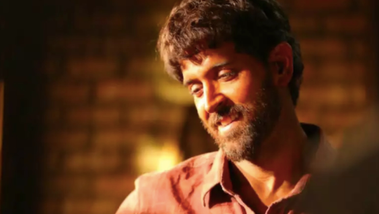'Super 30': Hrithik Roshan to throw party for 26 IIT-JEE students
