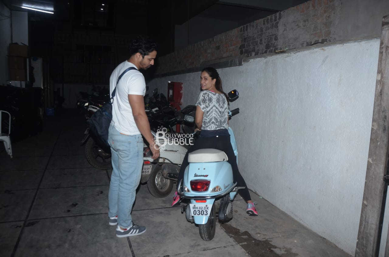 Harshvardhan Rane Kim Sharma Scooty Ride Spotted 25 November