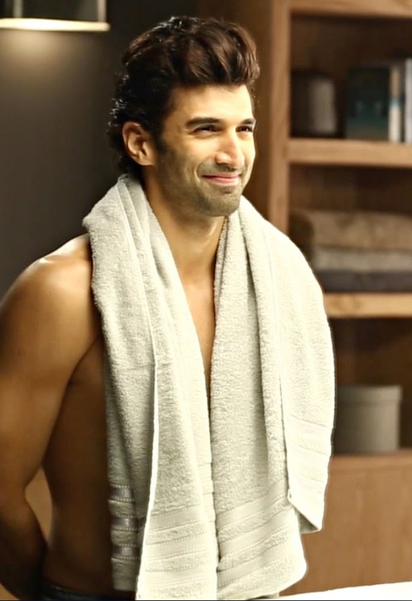 Happy Birthday Aditya Roy Kapur Top 10 Hot Pictures