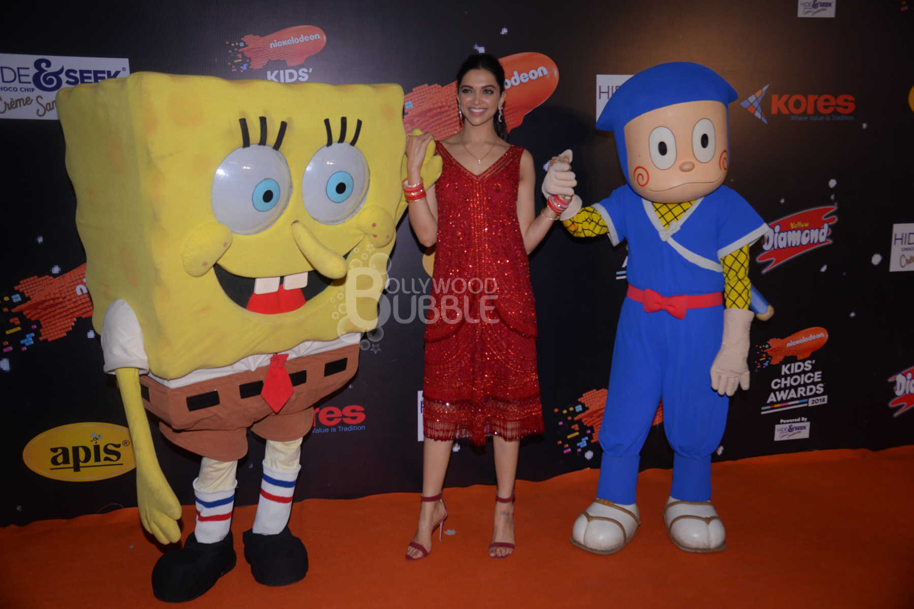 Deepika Padukone Varun Dhawan Sonakshi Sinha Kids Choice Awards 2018