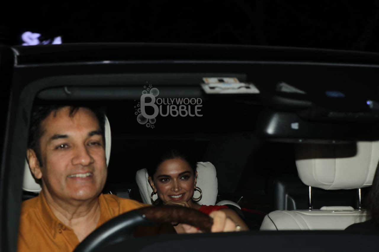 Ranveer Singh Deepika Padukone Simmba Special Screening