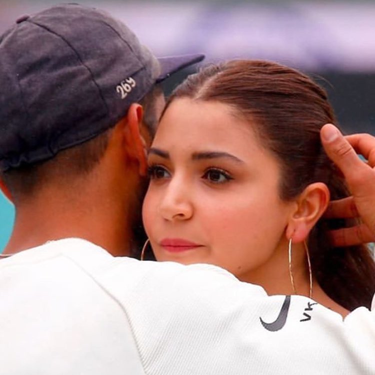 anushka virat kohli victory walk sydney Australia test series