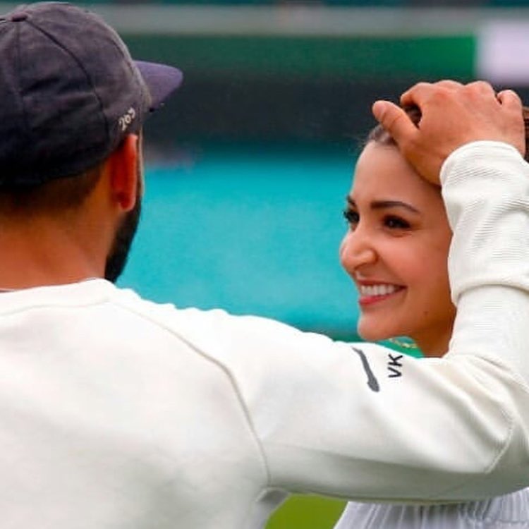 anushka virat kohli victory walk sydney Australia test series