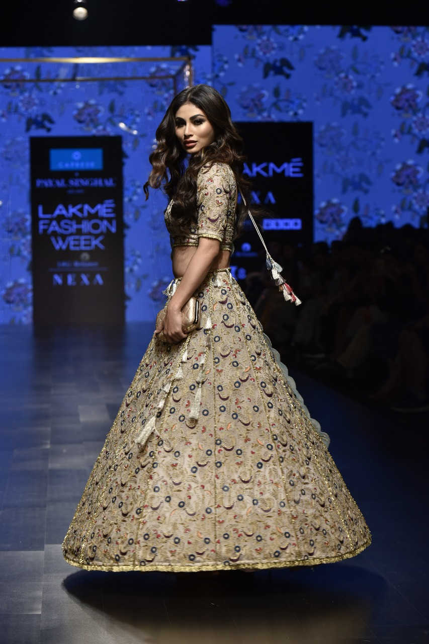 Mouni Roy Lakme Fashion Week 2019