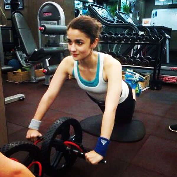 Deepika Padukone Katrina Kaif Bollywood Workout
