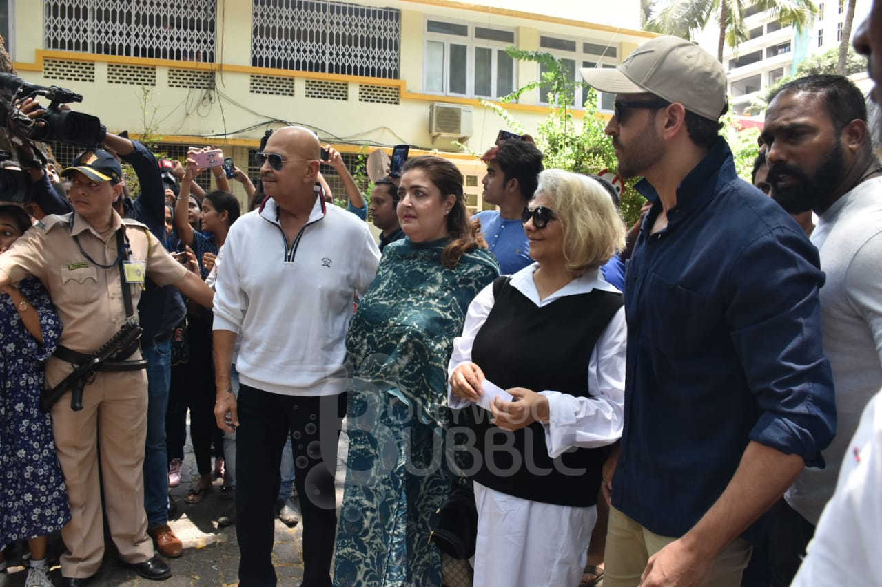 Bollywood celebs voting 2019