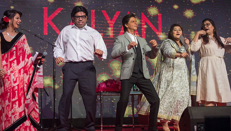 Shah Rukh Khan Chaiyya Chaiyya Lungi Dance
