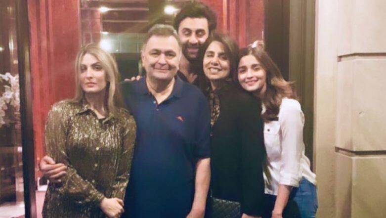 Rishi Kapoor with Family