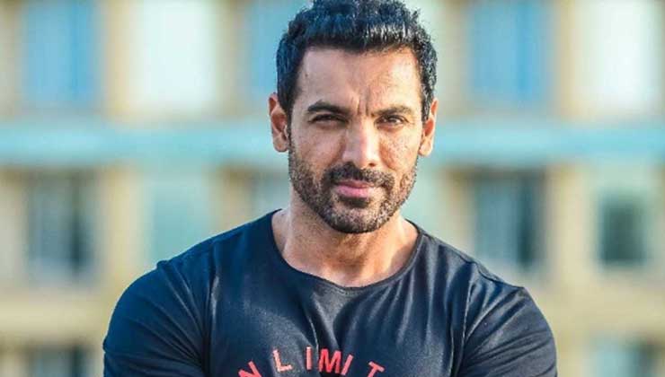 John Abraham Flaunts Biceps In Fitted Tee As He Heads For Shoot. See PICS |  Hindi News, Times Now