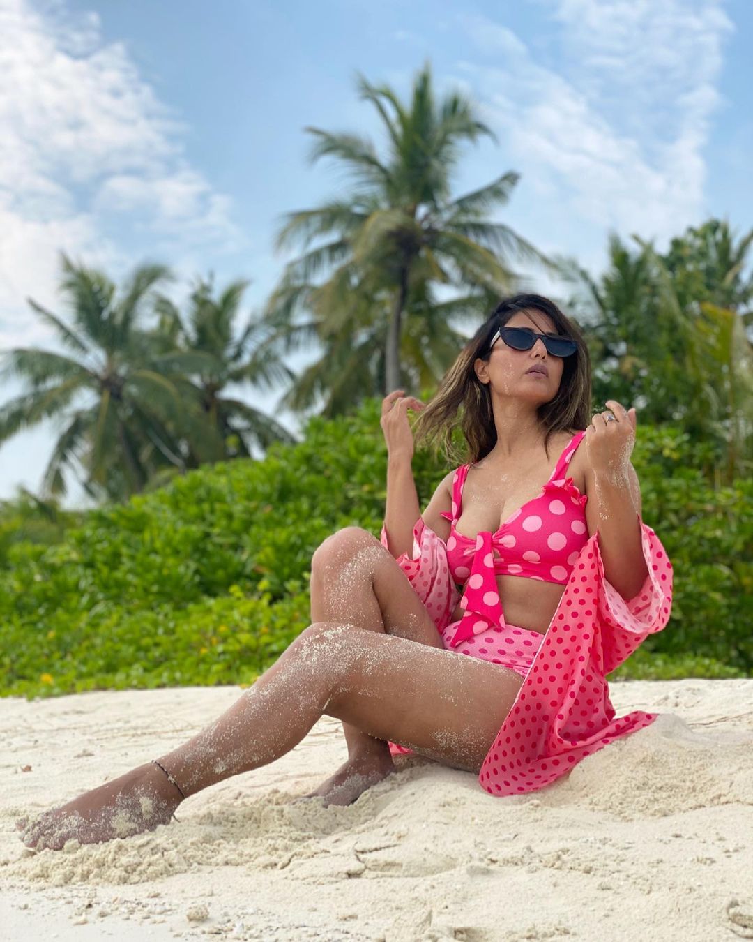 Hina Khan bikini, Hina Khan sexy photos, Hina Khan hot pics, Hina Khan monokini, Hina Khan boyfriend, Hina Khan Instagram, Hina Khan bikini pics, Hina Khan pink bikini, Hina Khan Maldives,
