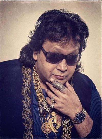 bappi lahiri gold chains, bappi lahiri death, bappi lahiri gold weight,