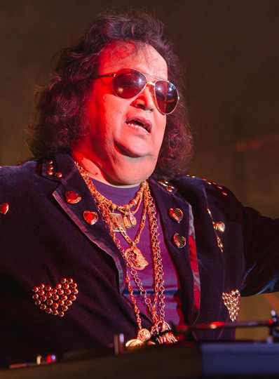 bappi lahiri gold weight, bappi lahiri gold chains, who got bappi lahiri gold chain,