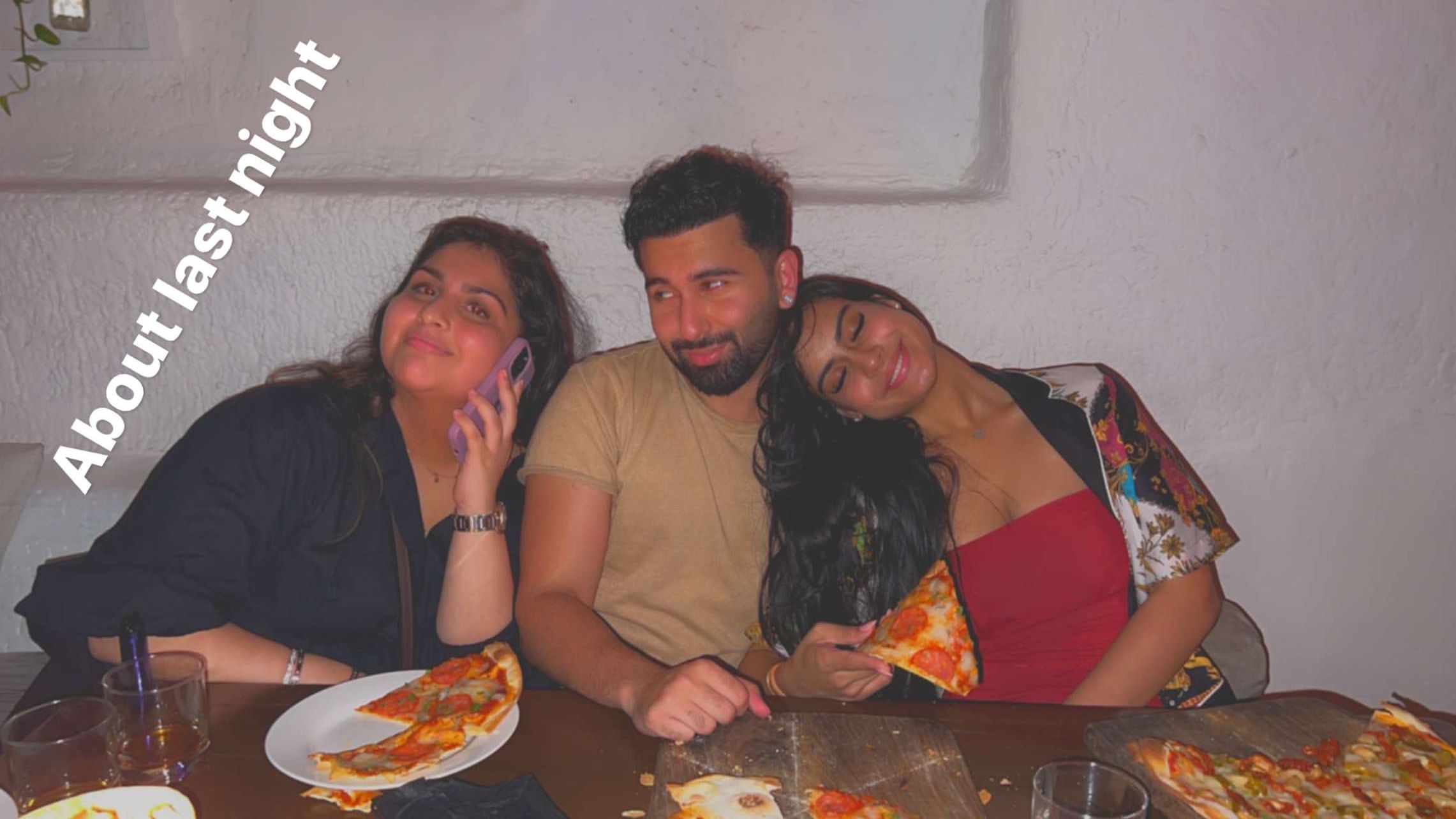 Khushi Kapoor, Nysa Devgan are too relatable as they gorge on pizzas in inside pics from party
