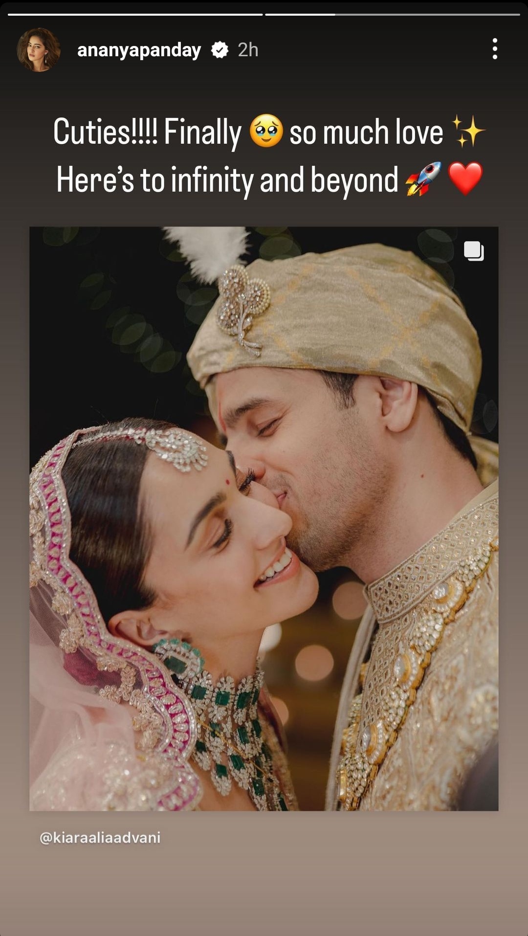 Ananya-Panday-sends-love-to-the-newlyweds