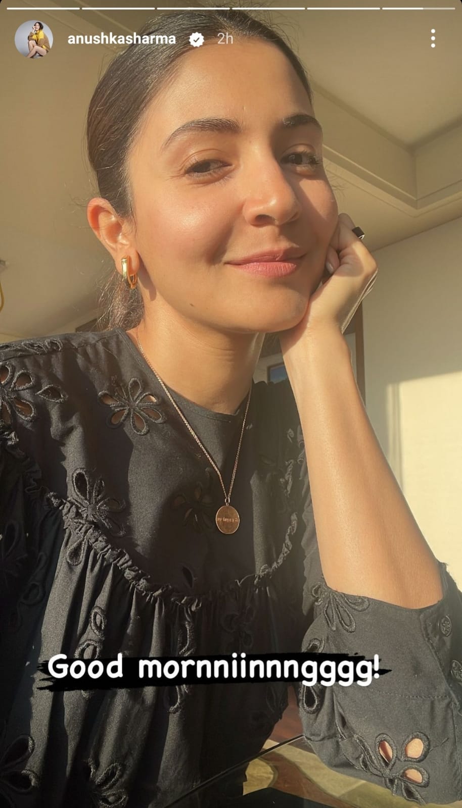 Anushka Sharma drops a Sunday selfie