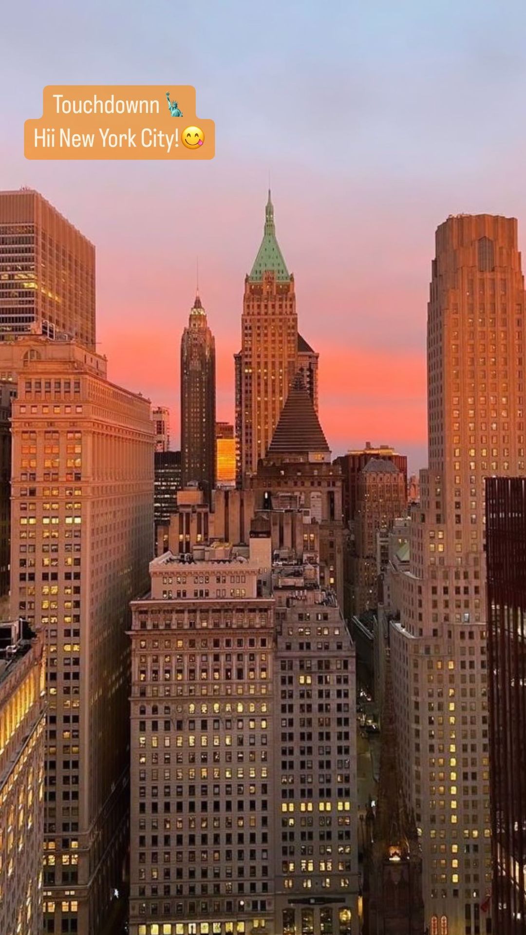 Suhana-treats-a-glimpse-of-sunsets-in-New-York