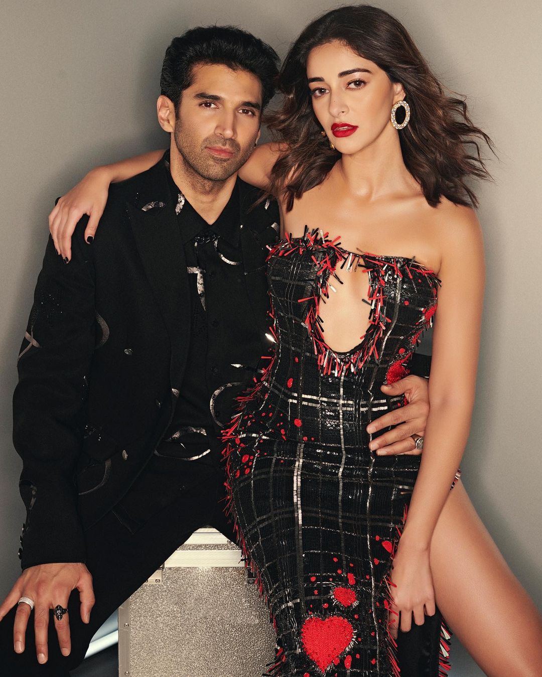 Aditya-Roy-Kapur-and-Ananya-Panday-1