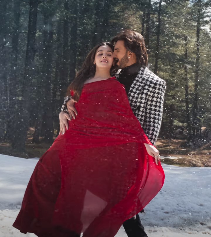 Alia-Ranveer snow look 2