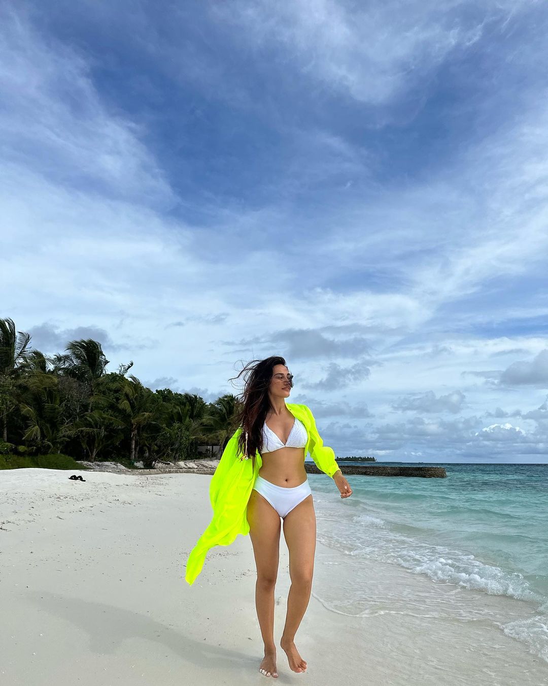 Surbhi-jyoti-in-a-white-bikini