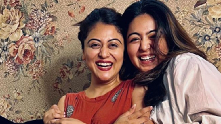 falaq naaz, shafaq naaz