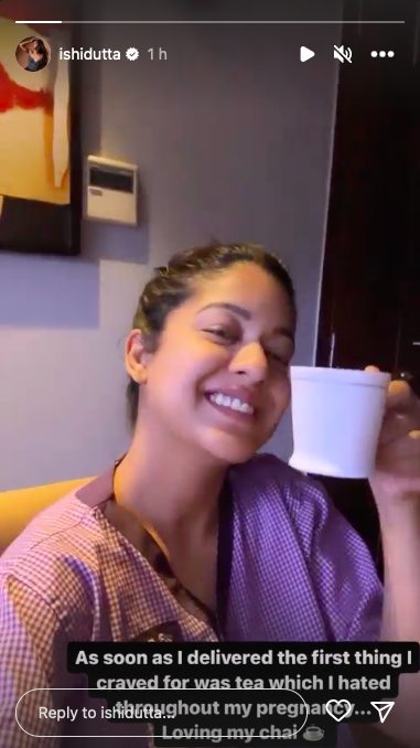 Ishita-Dutta-enjoying-her-tea