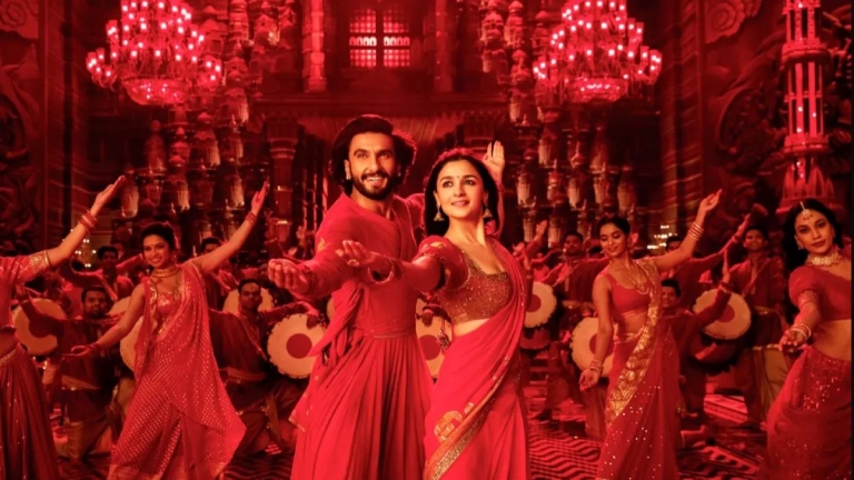 ranveer singh, alia bhatt, dhindhora baje re