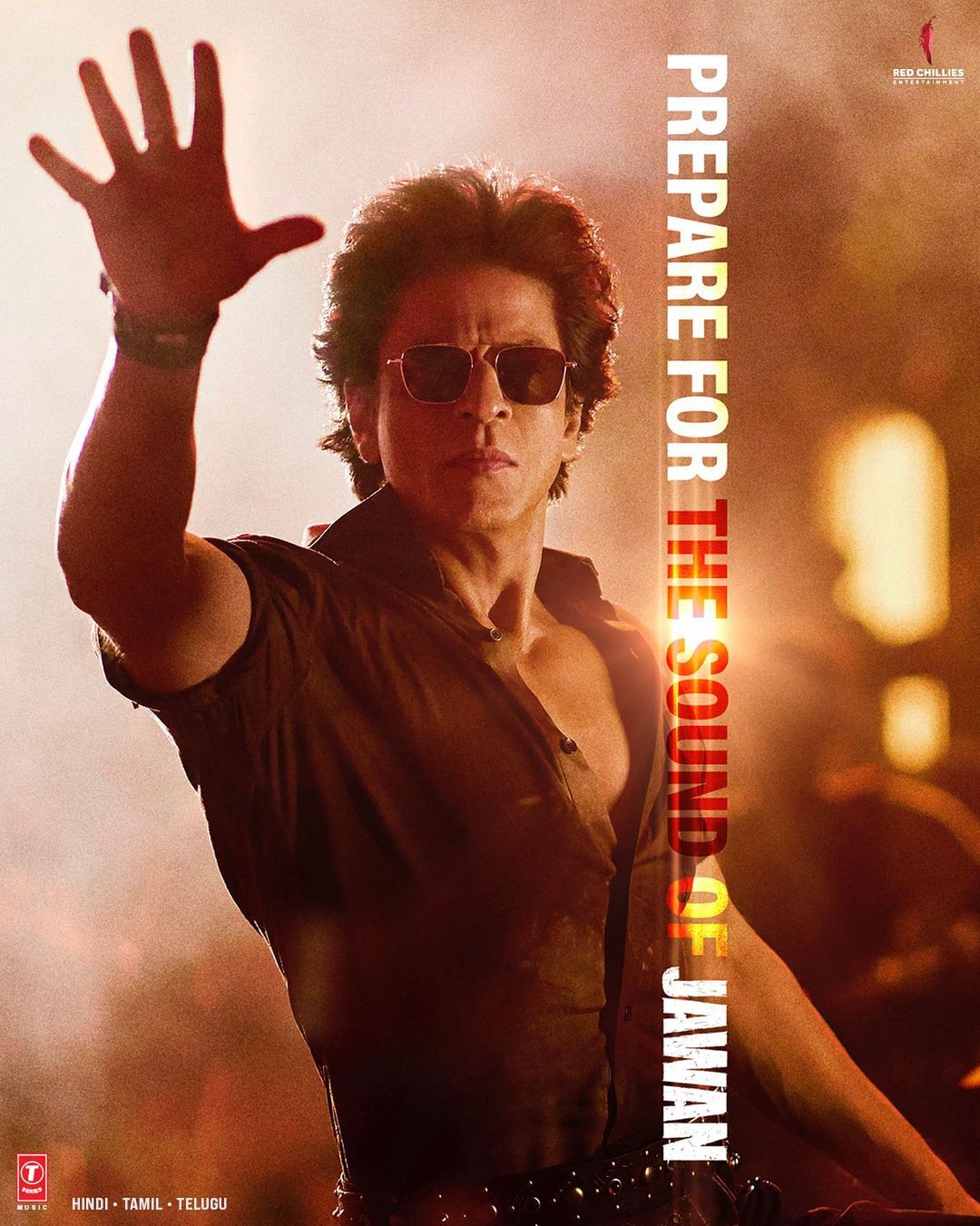 Come into Shah Rukh Khan's arms: A short history of his iconic action in  his movies