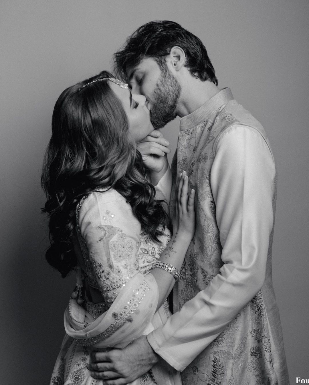 Aaliya Kashyap and Shane Gregoire share passionate kiss