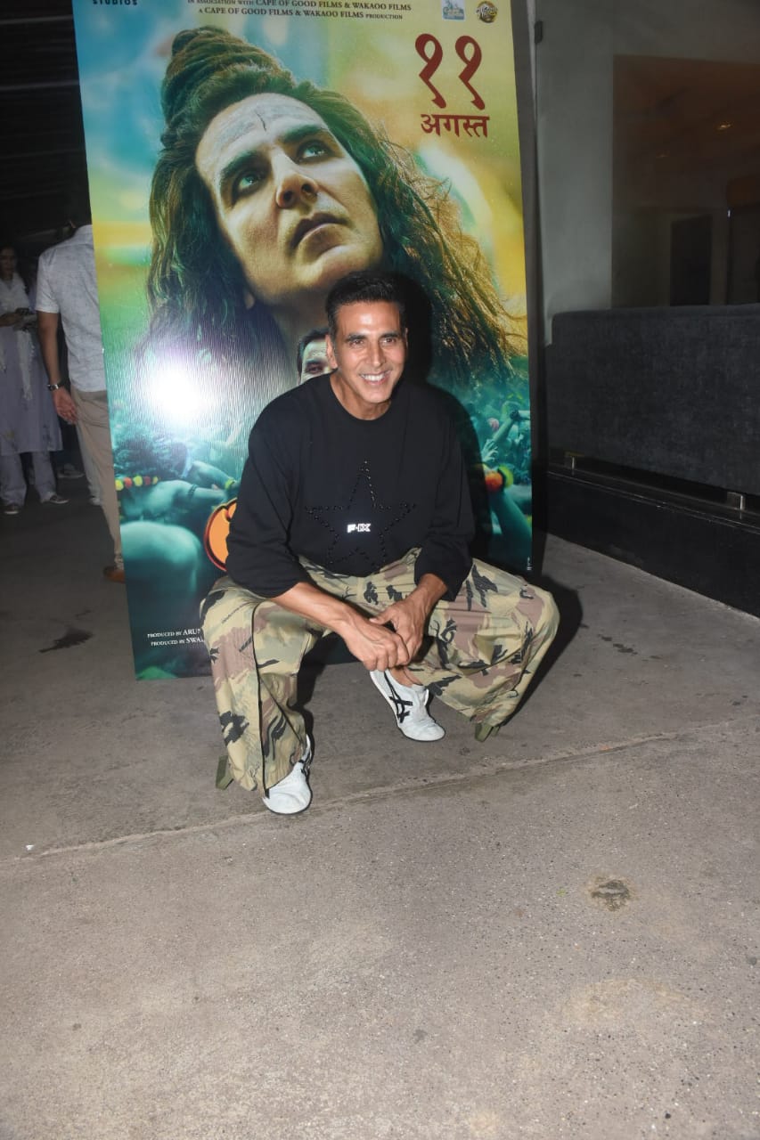 Akshay Kumar brings out his fun mood at OMG 2 film screening