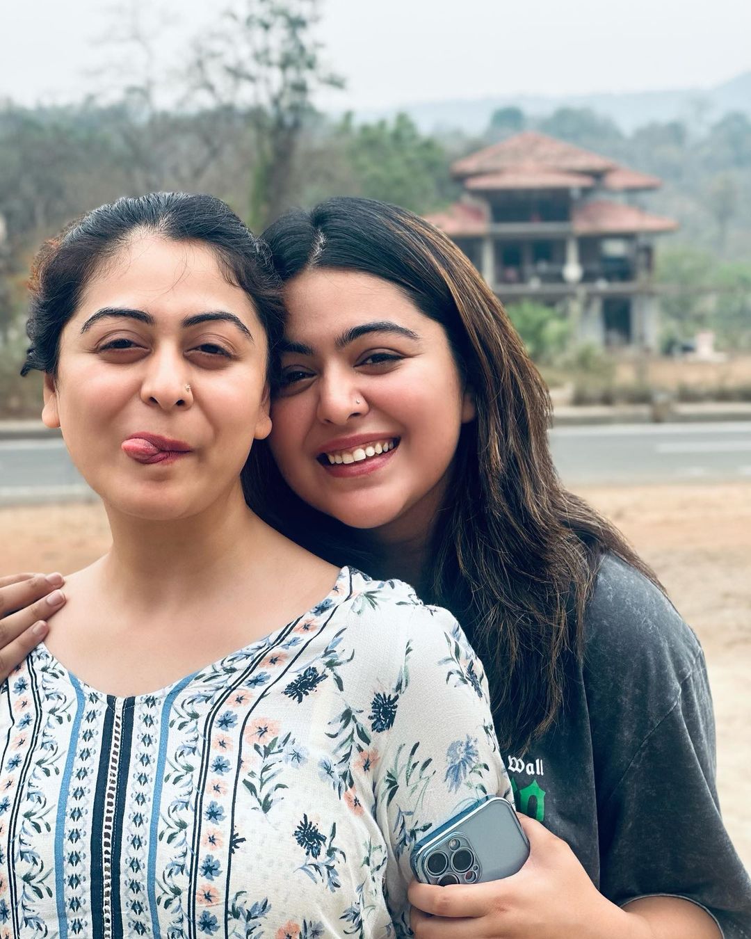 Falaq and Shafaq Naaz