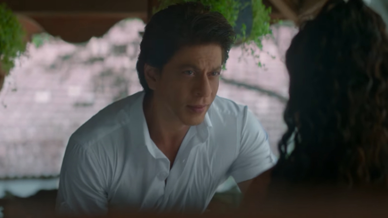 Shah Rukh Khan's clean shaven look