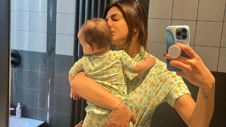 priyanka chopra, priyanka chopra daughter, malti marie chopra jonas