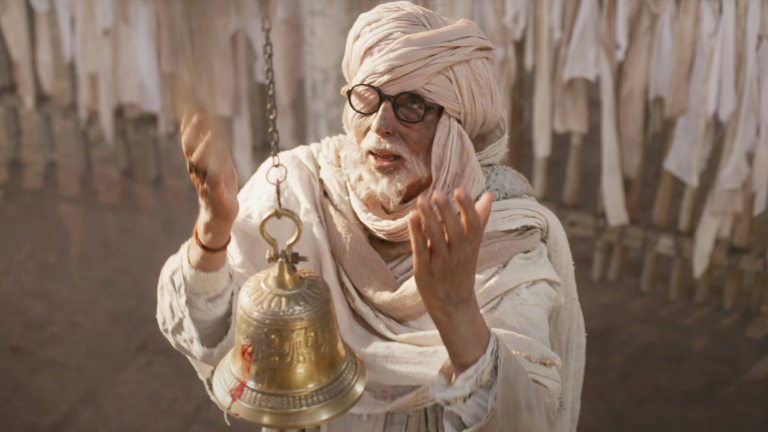 Amitabh Bachchan's new look in Ganapath trailer