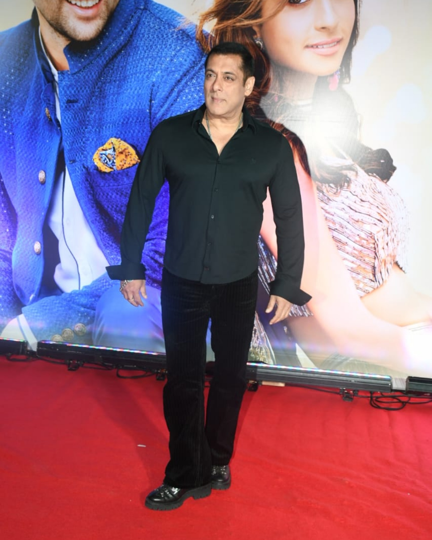 Salman Khan at Dono premiere