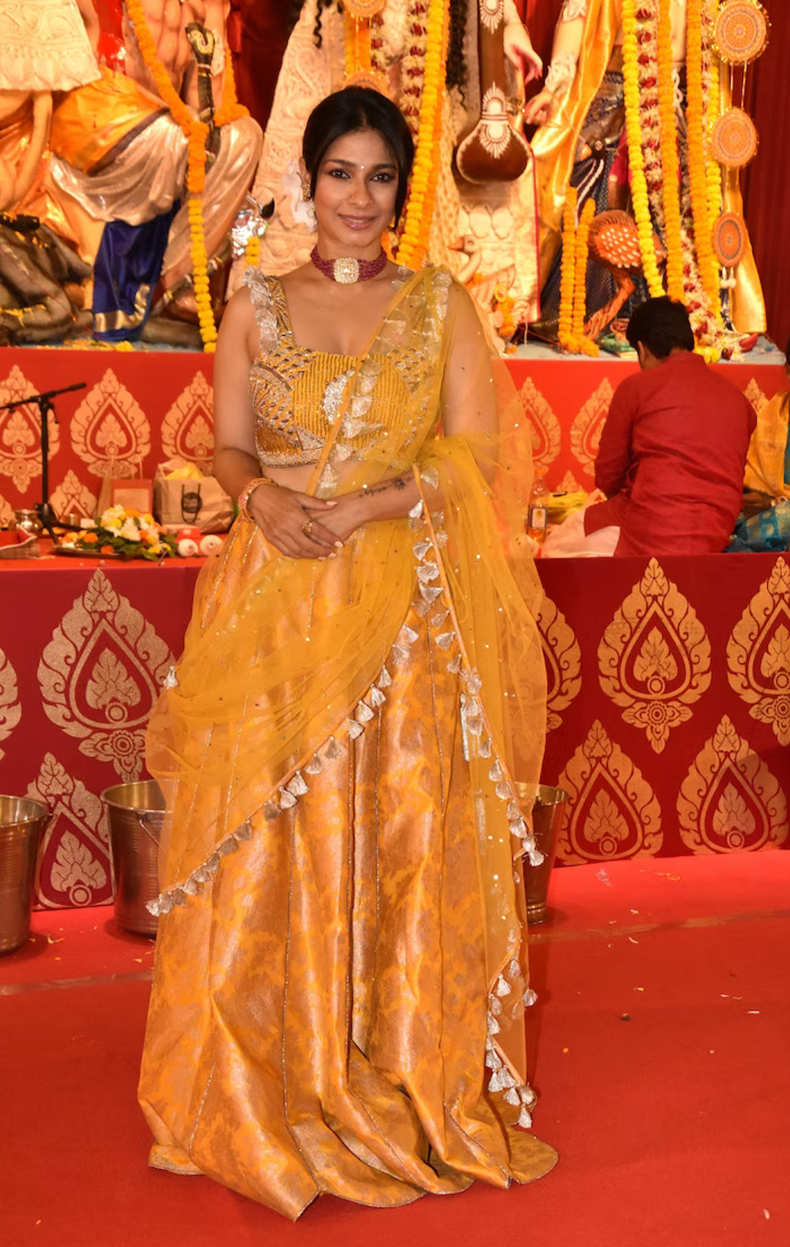 Tanishaa Mukerji at Durga Pandal