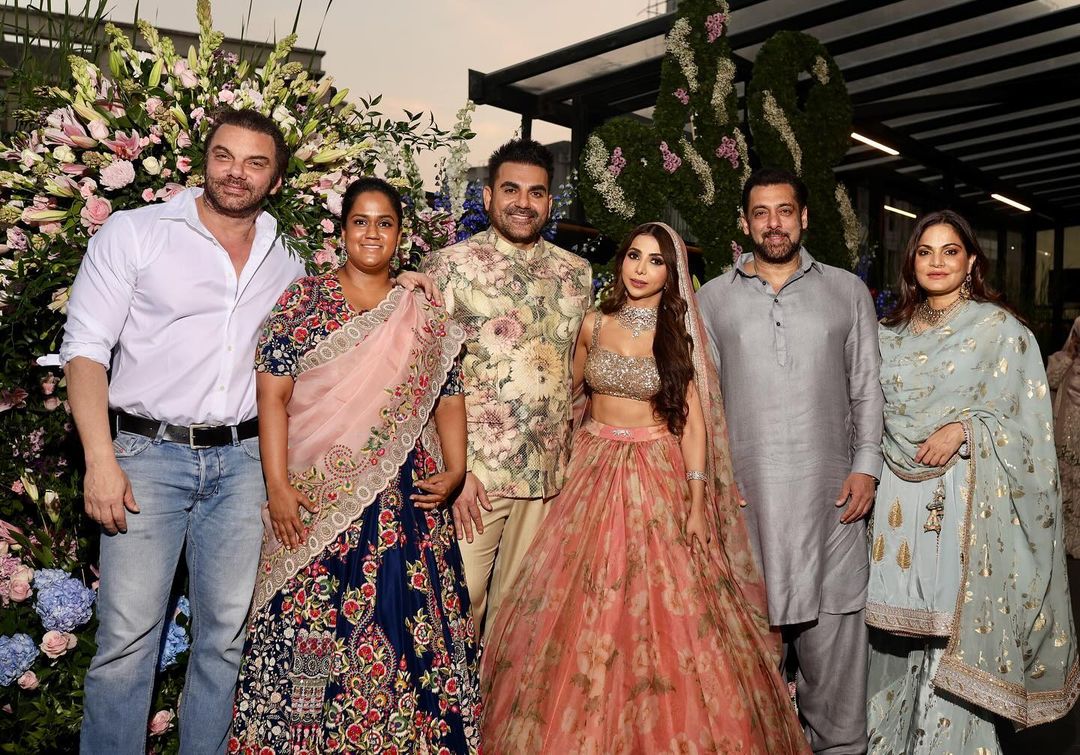 Arbaaz Khan and Sshura Khan with family