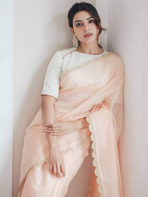 Samantha Ruth Prabhu rocks a pastel pink saree